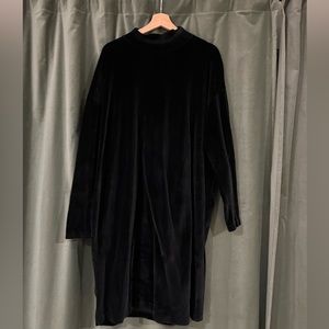 Velvet high neck long sleeve dress
